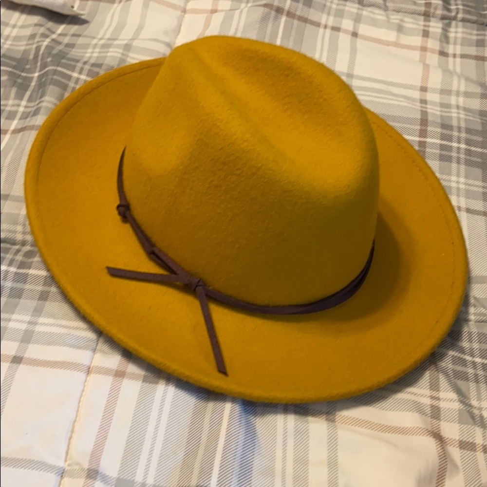 Cute Hat, Perfect for Fall!